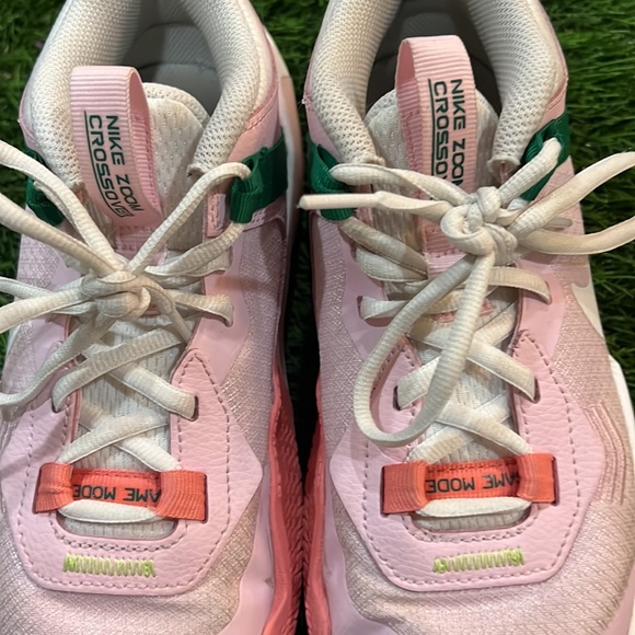 Nike Air Zoom Crossover Basketball Shoes - Picture 6 of 11